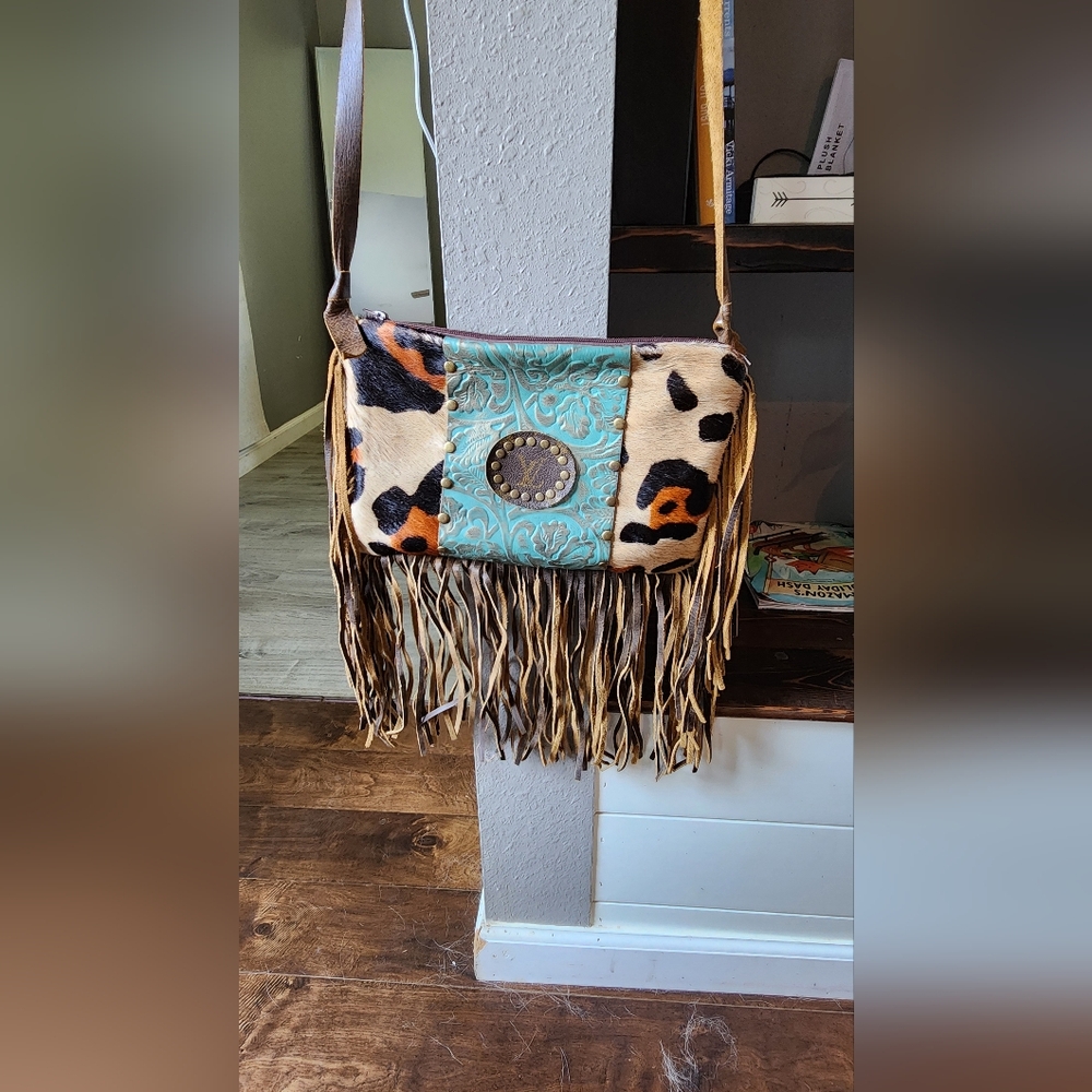 Western leopard purse